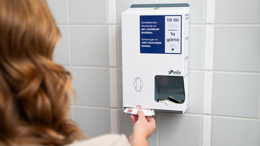 Elis lanserar Ladybox – en dispenser för mensskydd på jobbet