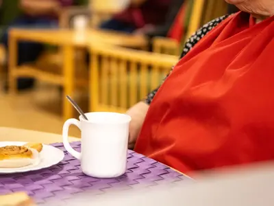 Elis deltar i pilotprojekt för att minska engångsprodukter i äldreomsorgen